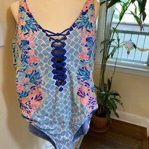 Lilly Pulitzer Isle Lattice One-Piece- Multi Hidden Treasure size 16